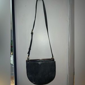 Saddle Crossbody Bag